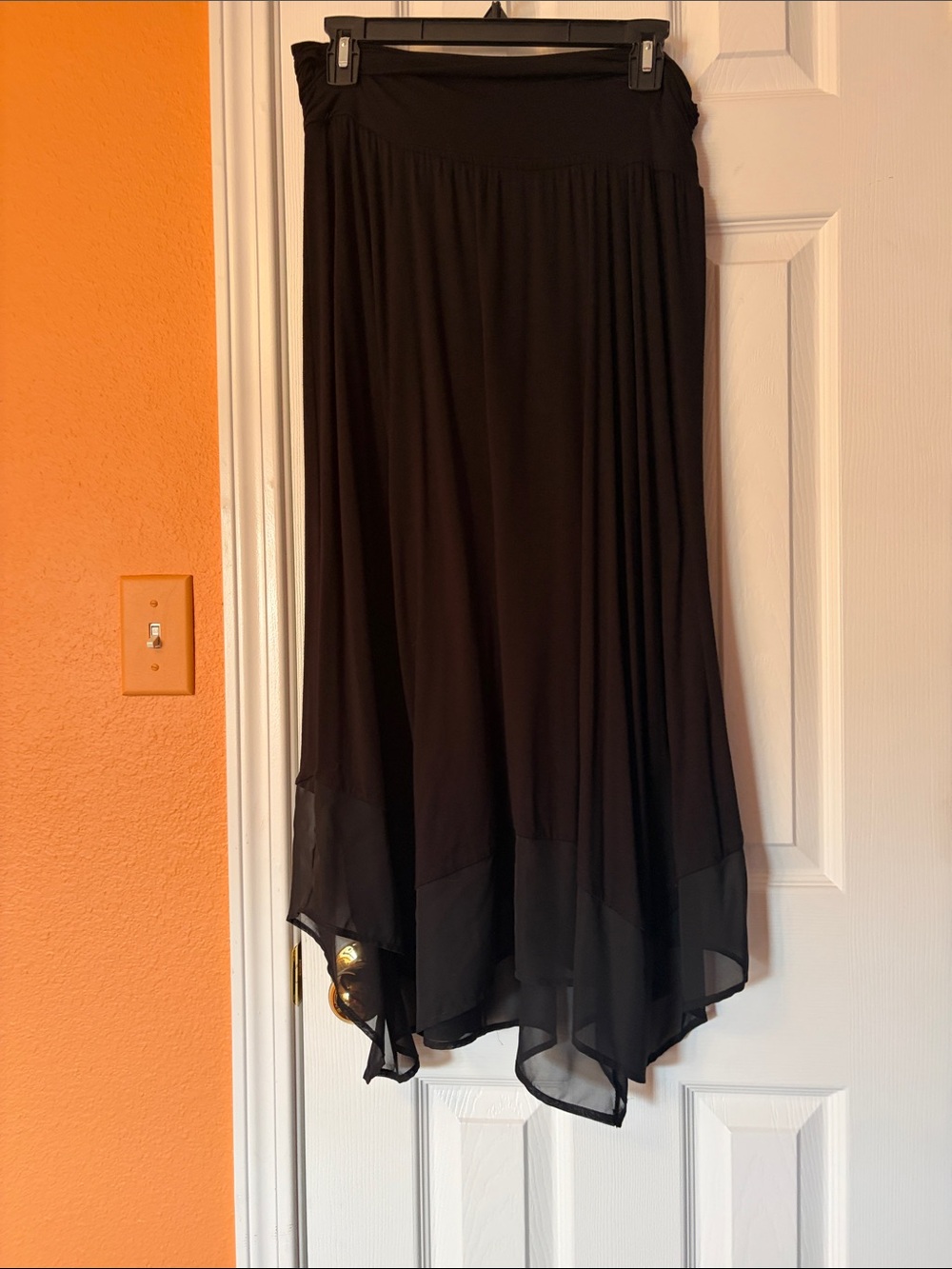 Women's Black Knit High-Low Skirt - Versatile Flowing Silhouette